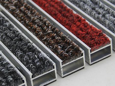 Алюминиевые решетки с грязезащитными вставками-Lcolor